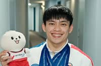 CARLOS Yulo