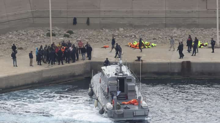 Crew from seized vessel returned