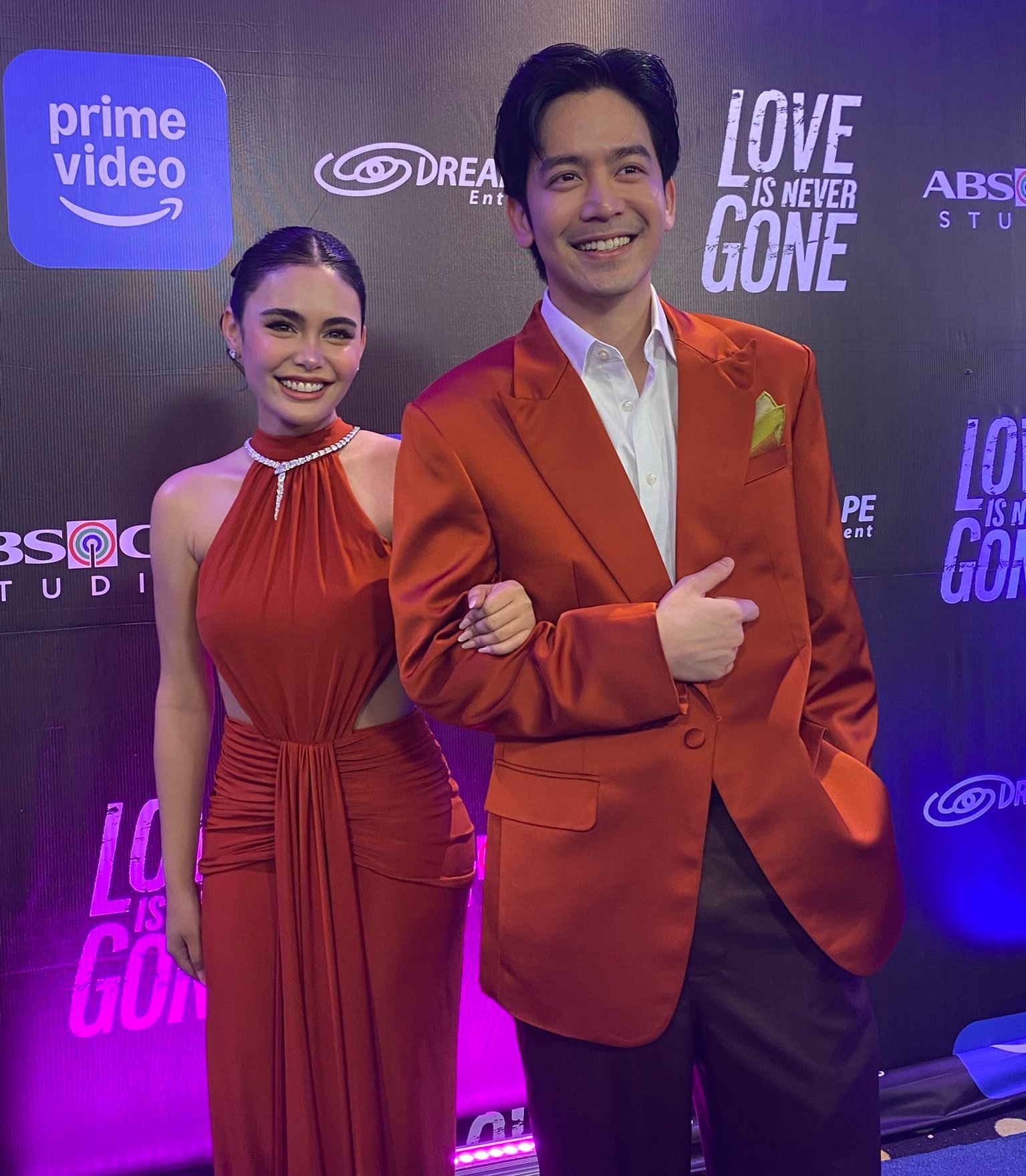 JOSHUA Garcia and Ivana Alawi on the ‘Love is Never Gone’ Blue Carpet Premiere.