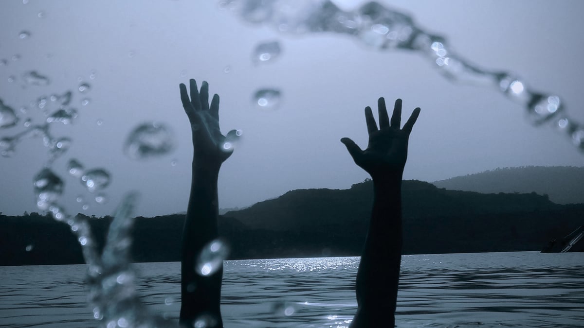 Troubled woman rescued in Subic Freeport