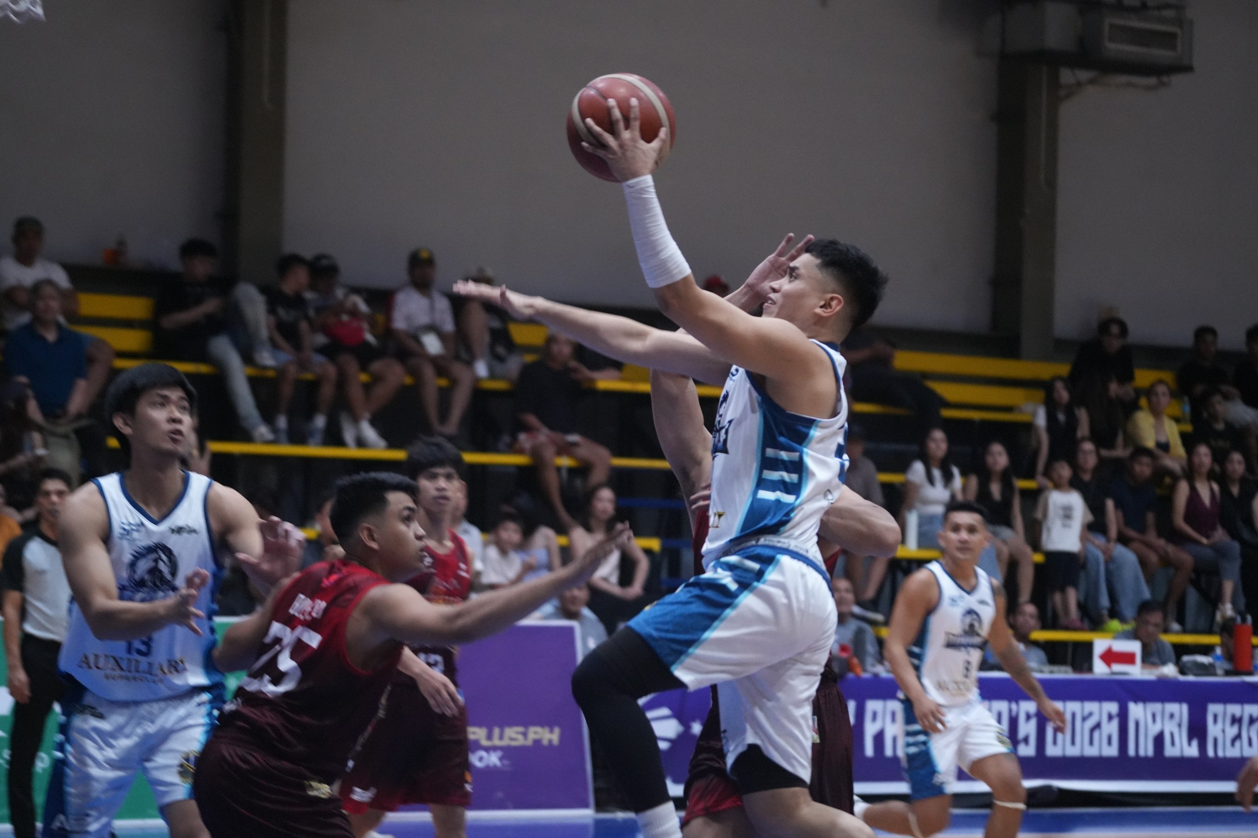Valenzuela sustains form, clobbers Manila
