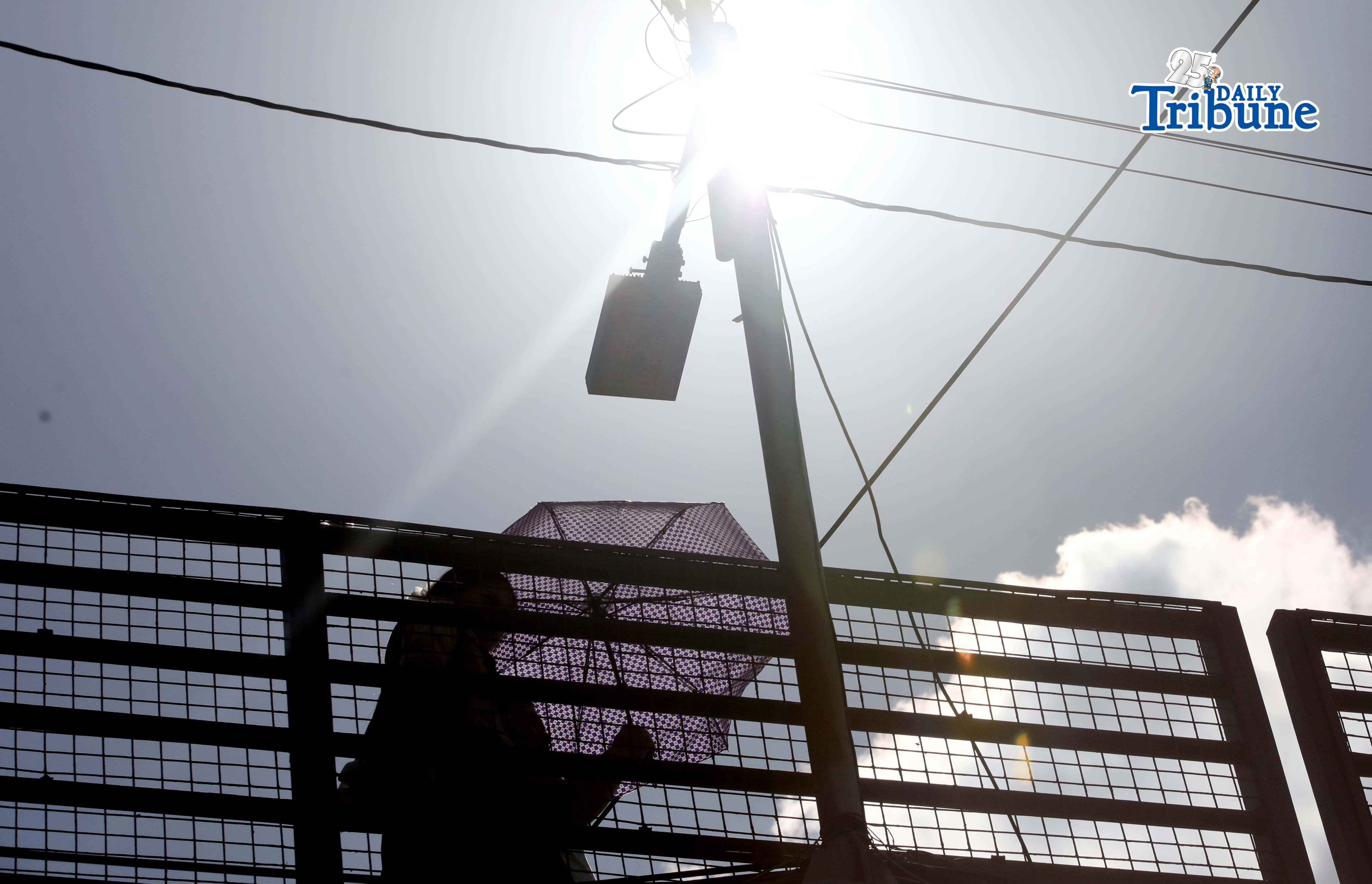 Extreme heat warnings force NorMin school closures
