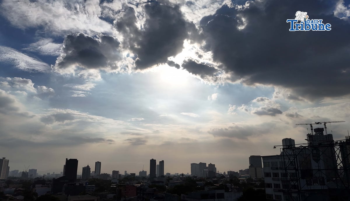 (May 08 2026) Dark clouds seen some parts of Quezon City on Friday May 8 2026, as some area are affected by moderate to heavy rain fall which may persist in the next two hours following a thunder storm advisory by the QCDRRMO and state weather bureau PAGASA around 3:10 PM. Photo/Analy Labor