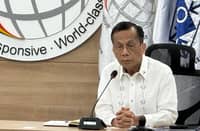 DEPARTMENT of Planning and Economic Development Arsenio Balisacan says while momentum has slowed, he maintains that ‘we are also doing many structural reforms intended to address issues like infrastructure, connectivity, ease of doing business, public-private partnership. All these many new laws passed and being implemented are aimed at raising productivity growth.’