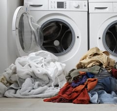 Laundry shop robbery suspect hunted