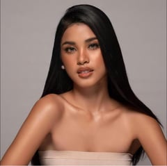 Shuvee Etrata encourages morena beauty confidence among young women