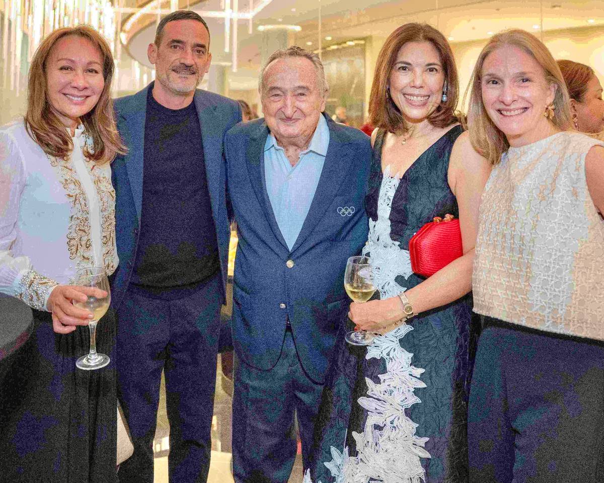 BECCA Dosch, Iñigo Elizalde, Francisco ‘Paco’ Elizalde, Marilen Elizalde and Cristina Davila.