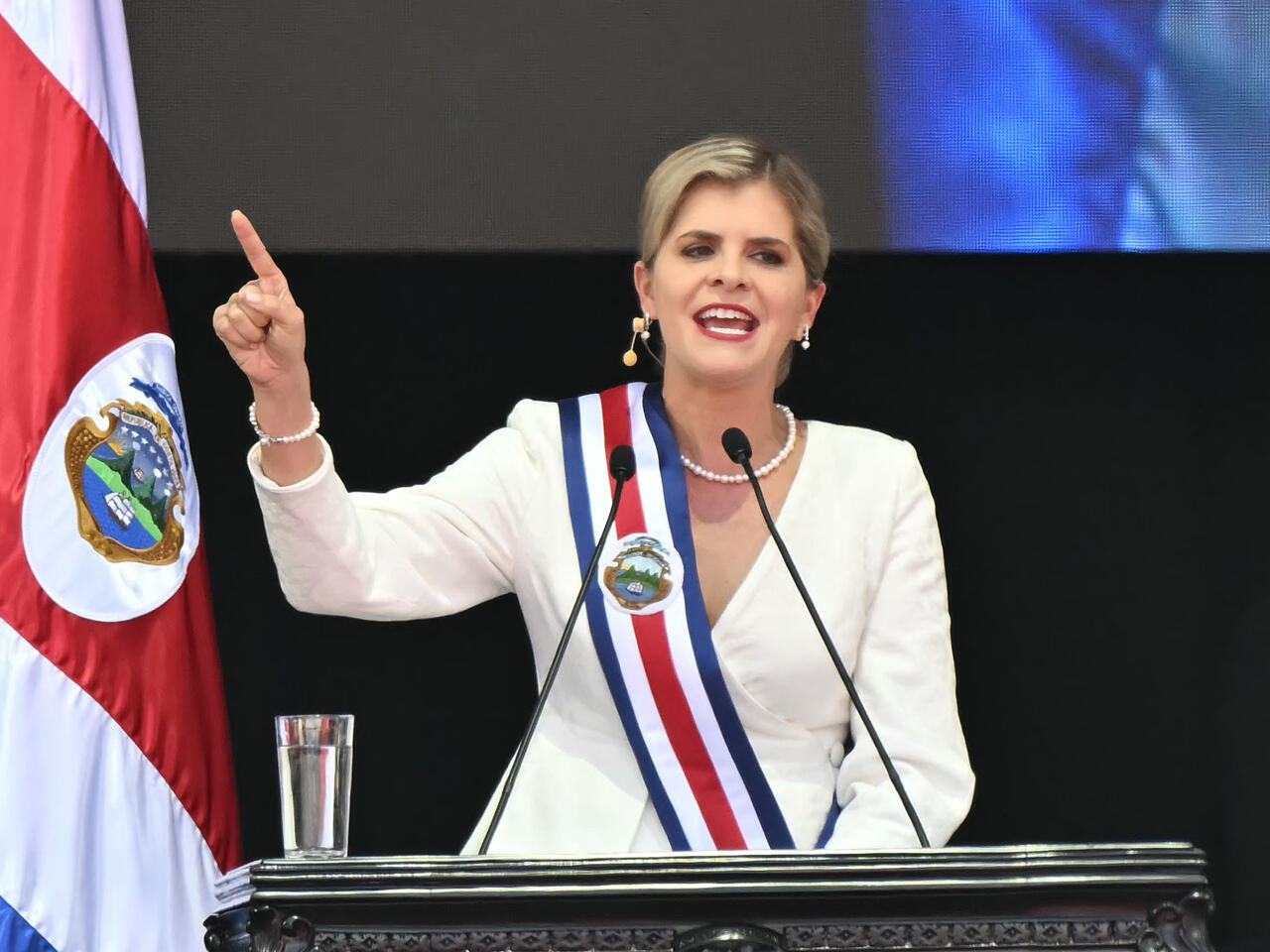 New leader vows ‘firm hand’ against drug gangs