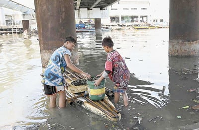 2 of 3 Pinoy families barely surviving