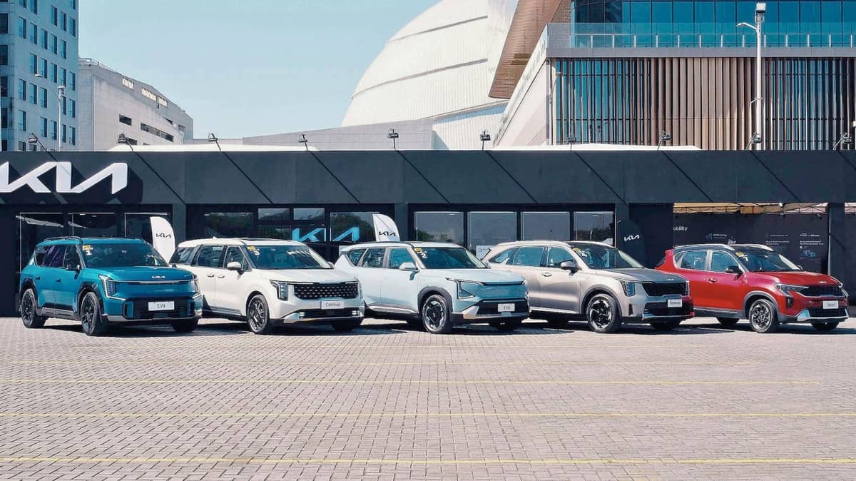 METRO Manila buyers checked Kia’s EV, hybrid and fuel-powered models during the Auto Focus Summer Test Drive Festival at the SM Mall of Asia Concert Grounds.