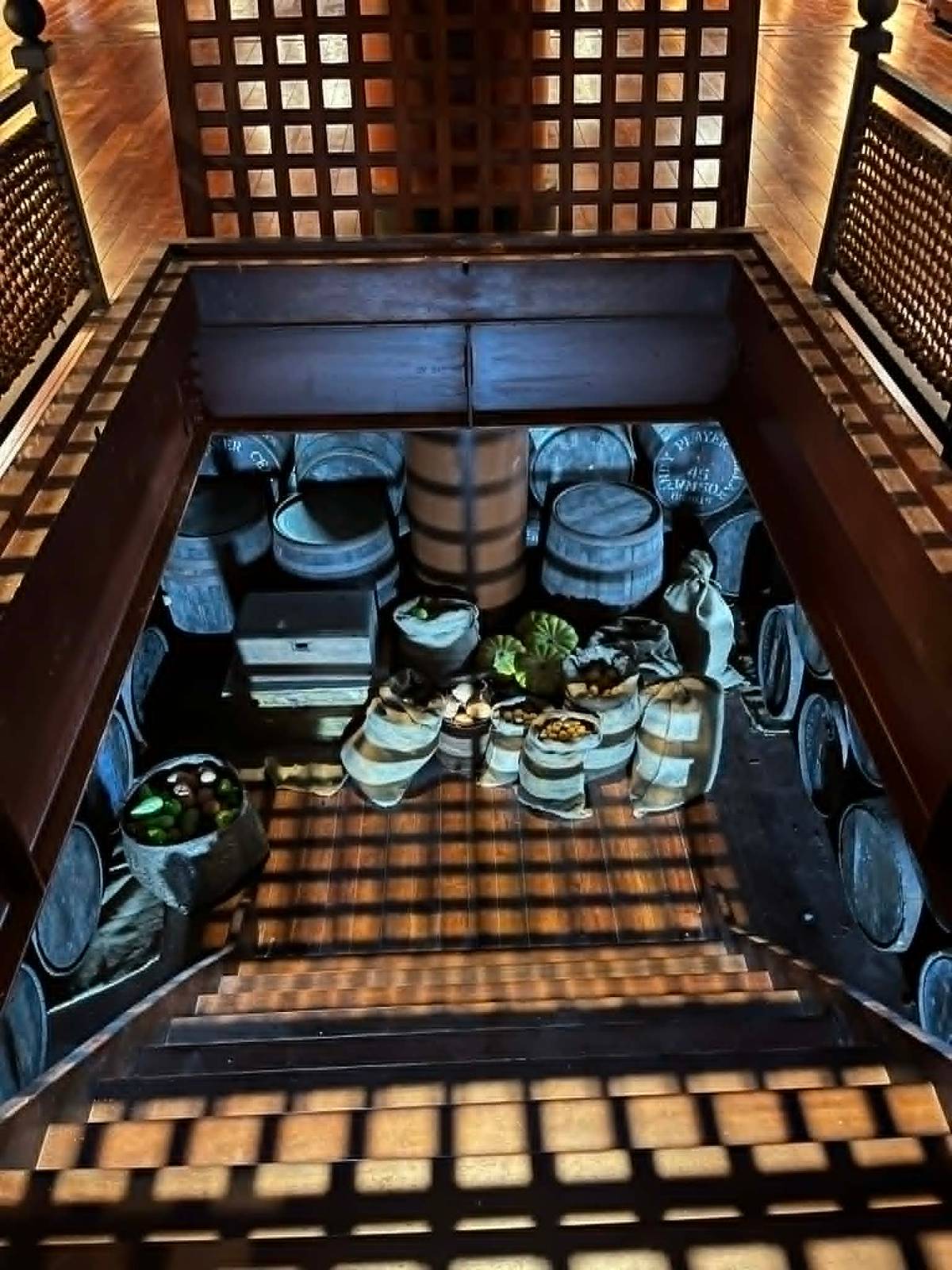 A display recreates the cargo hold of a galleon, showing goods carried across oceans during the Manila-Acapulco trade.