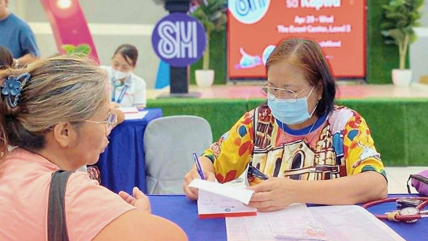SM Foundation’s medical missions serve over 7,500 patients
