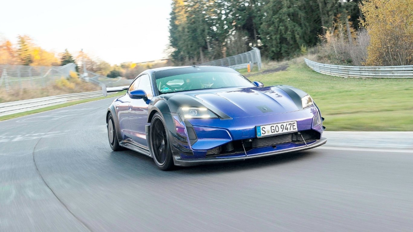 MANTHEY RECORD: Porsche Taycan Turbo GT sets new Nürburgring mark
