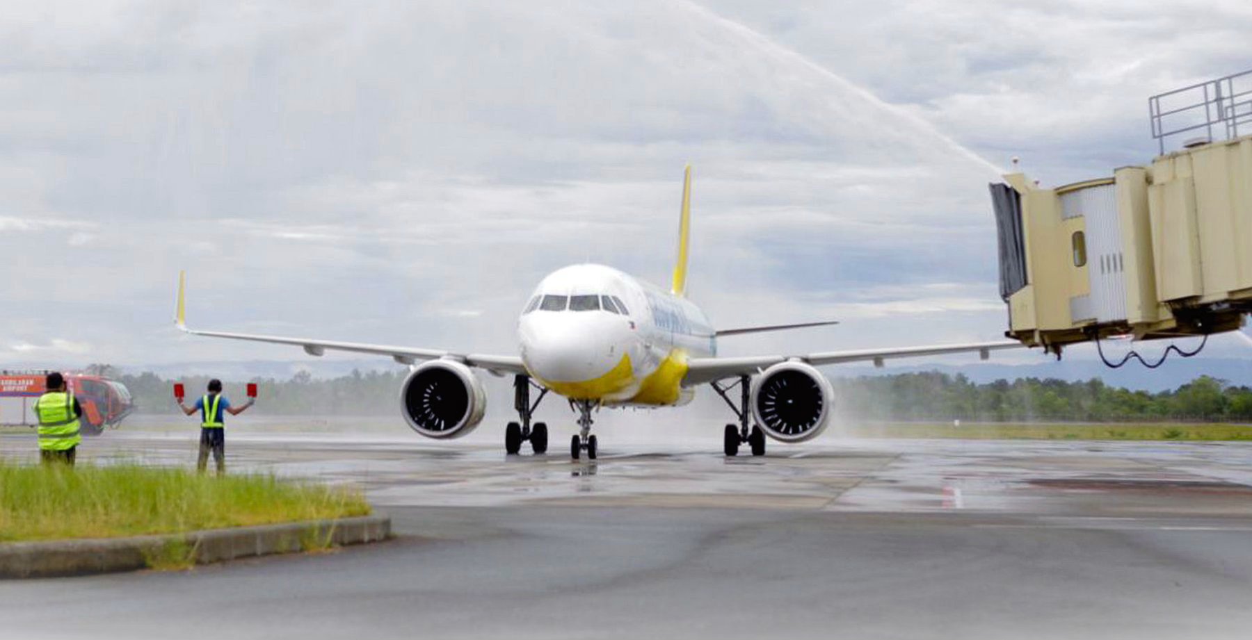 Bohol welcomes first chartered flight from Japan