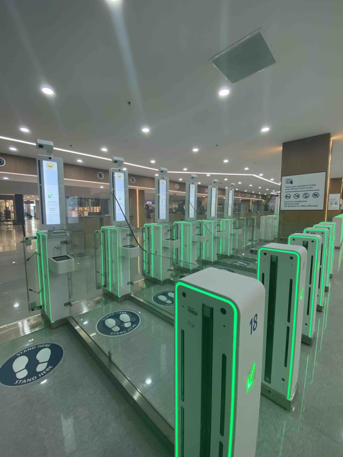BI holds dry run of more eGates at NAIA

