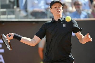 Sinner rips Popyrin, cruises into Last 16