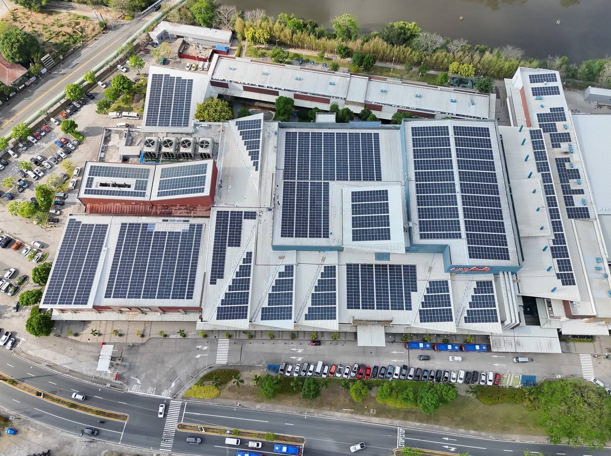 AYALA Malls Solar Roof (Harbor Point).