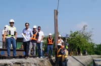 DPWH begins substandard dike demolition