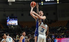 Hotshots live to fight another day