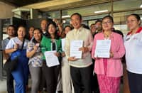 Lawmakers from the Makabayan bloc along with members of the Filipino Nurses United (FNU) filed a bill at the House of Representatives to raise the entry-level salary of nurses to P50,000
