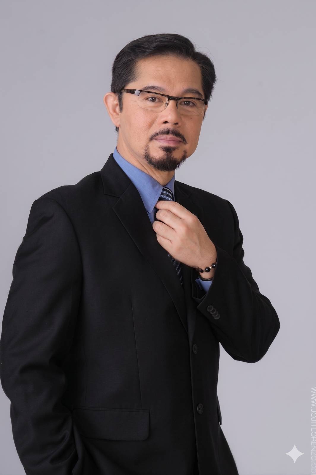 CHRISTOPHER de Leon