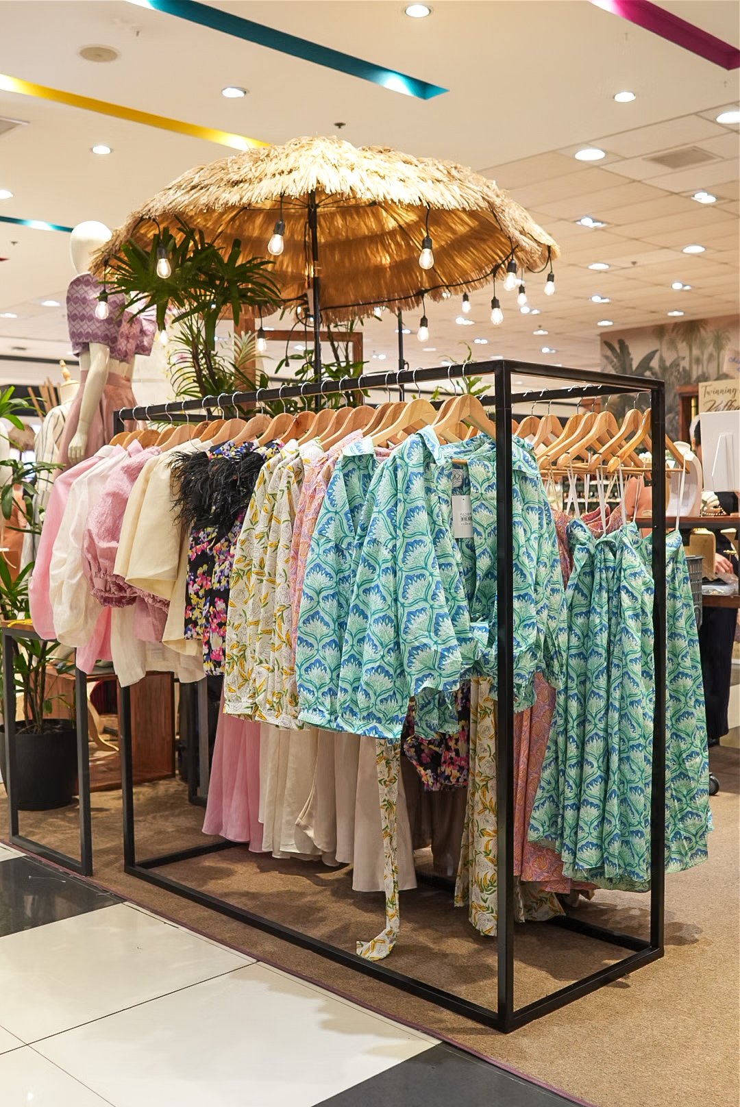 Wearable expressions of the Filipiniana