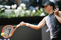 Pegula dethrones Swiatek to reach Cincinnati final