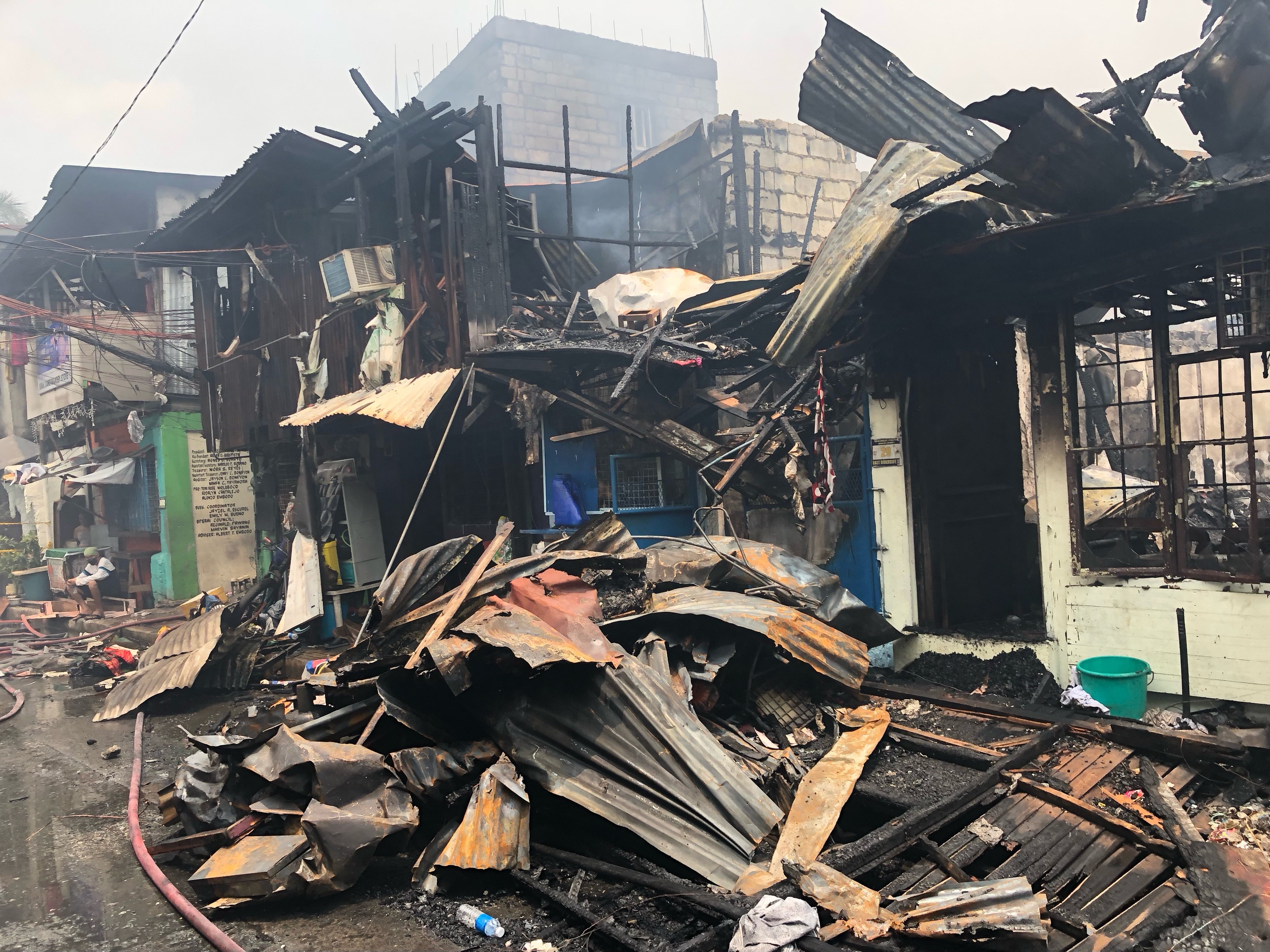 Fire hits Paltok in Quezon City, 15-year-old resident dead