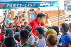 DSWD visits Albay, ensures ECT assistance to farmers 