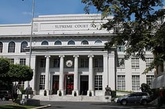 Intentionally threatening gestures
are criminal, says high court