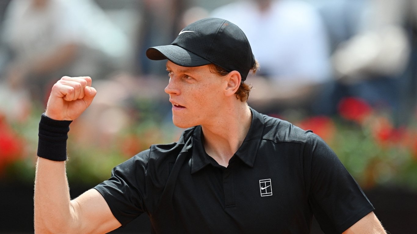 Invincible Italian: Sinner reaches semis, shatters Djokovic record