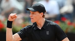 Invincible Italian: Sinner reaches semis, shatters Djokovic record