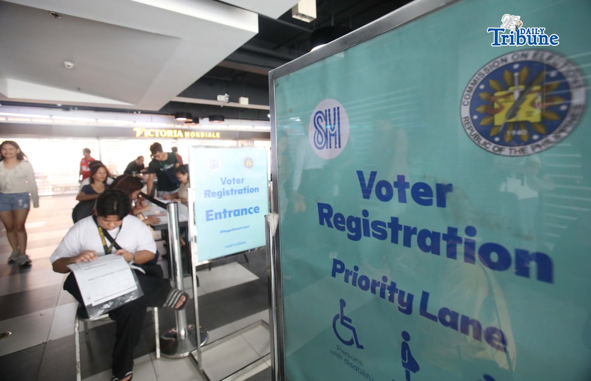 (May 16 2026) People queuing for voter registration at SM North Edsa in Quezon City on Saturday may 16 2026, a day before the COMELEC May 18 deadline for registration for the 2026 Barangay and Sangguniang Kabataan Elections BSKE. The Commission reminded the public to register and update their voter records before the deadline to avoid the last minute rush. Photo/Analy Labor