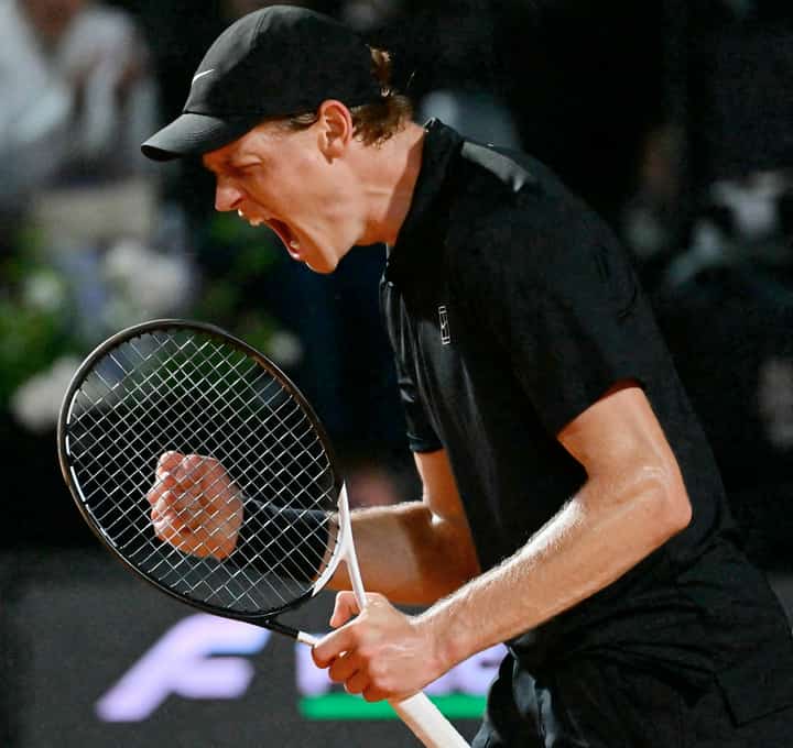 VICTORY ON HOLD: Roman rain halts Sinner’s march to final