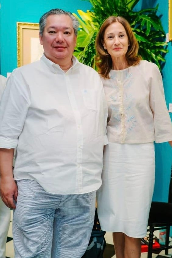 JONATHAN Matti and Ana Ugarte.