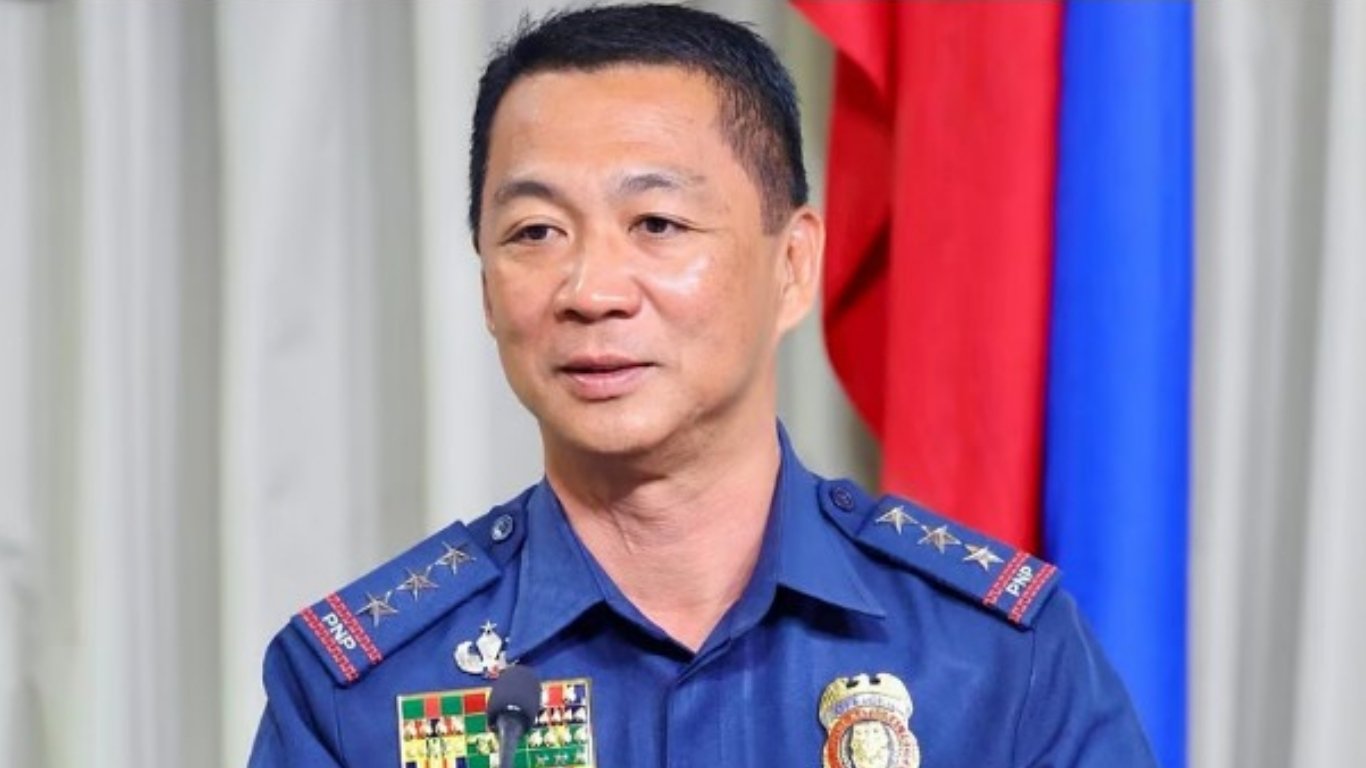 PNP chief tells cops to stay focused amid political noise