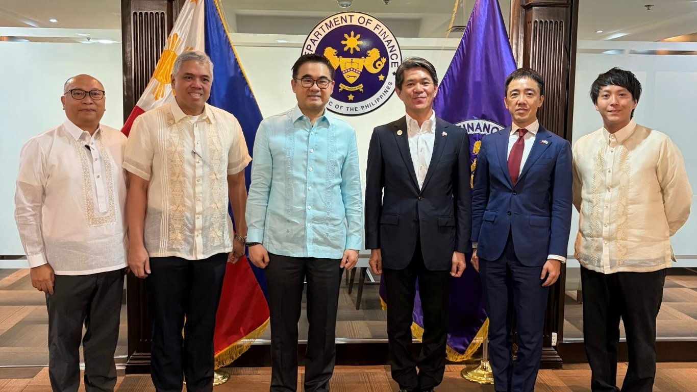 Japanese Ambassador, DoF secretary meet on eve of PBBM’s state visit to Japan