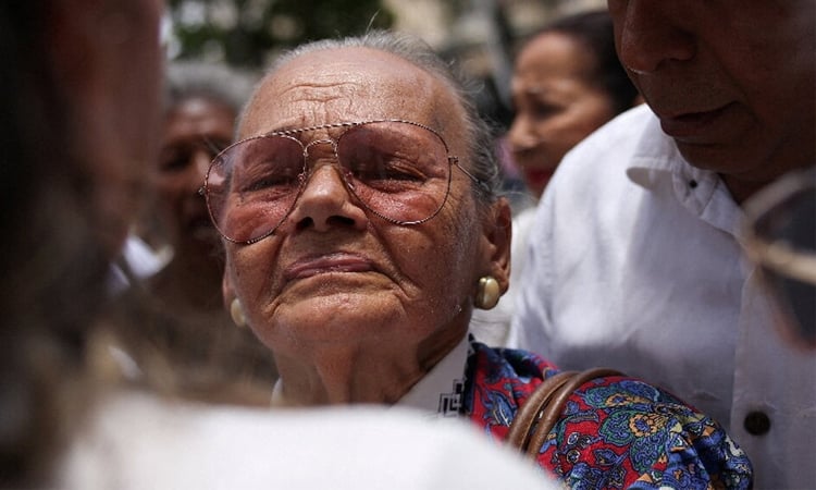 Political prisoner’s mom dies days after confirming his death