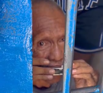 Nabbed harmonica-playing senior in Cebu receives DSWD assistance