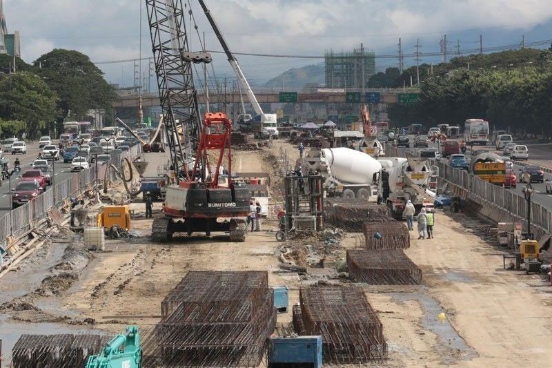 Government infrastructure spending drops 43.5% in first quarter — DBM