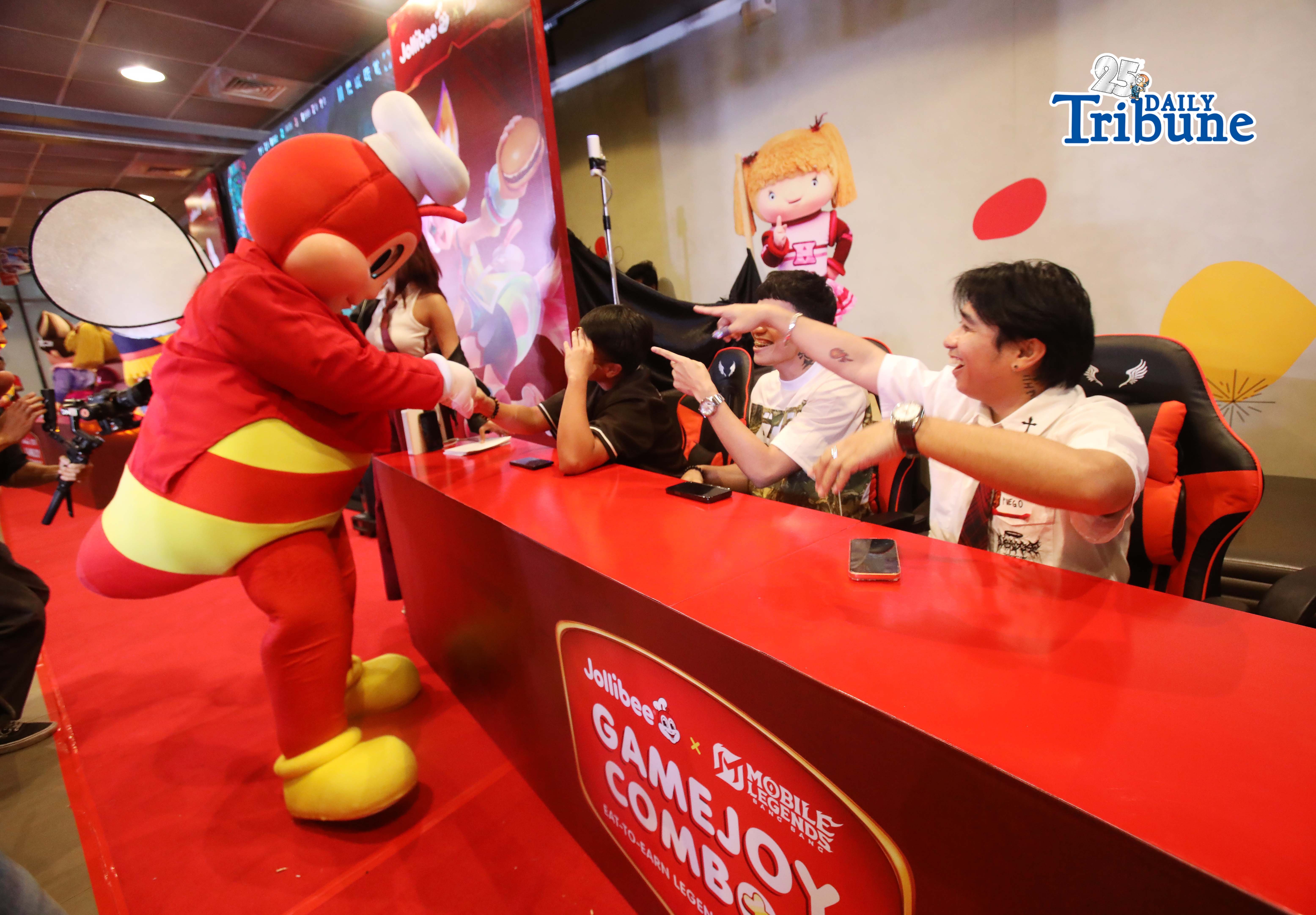 Mobile Legend Game with Jollibee mascots