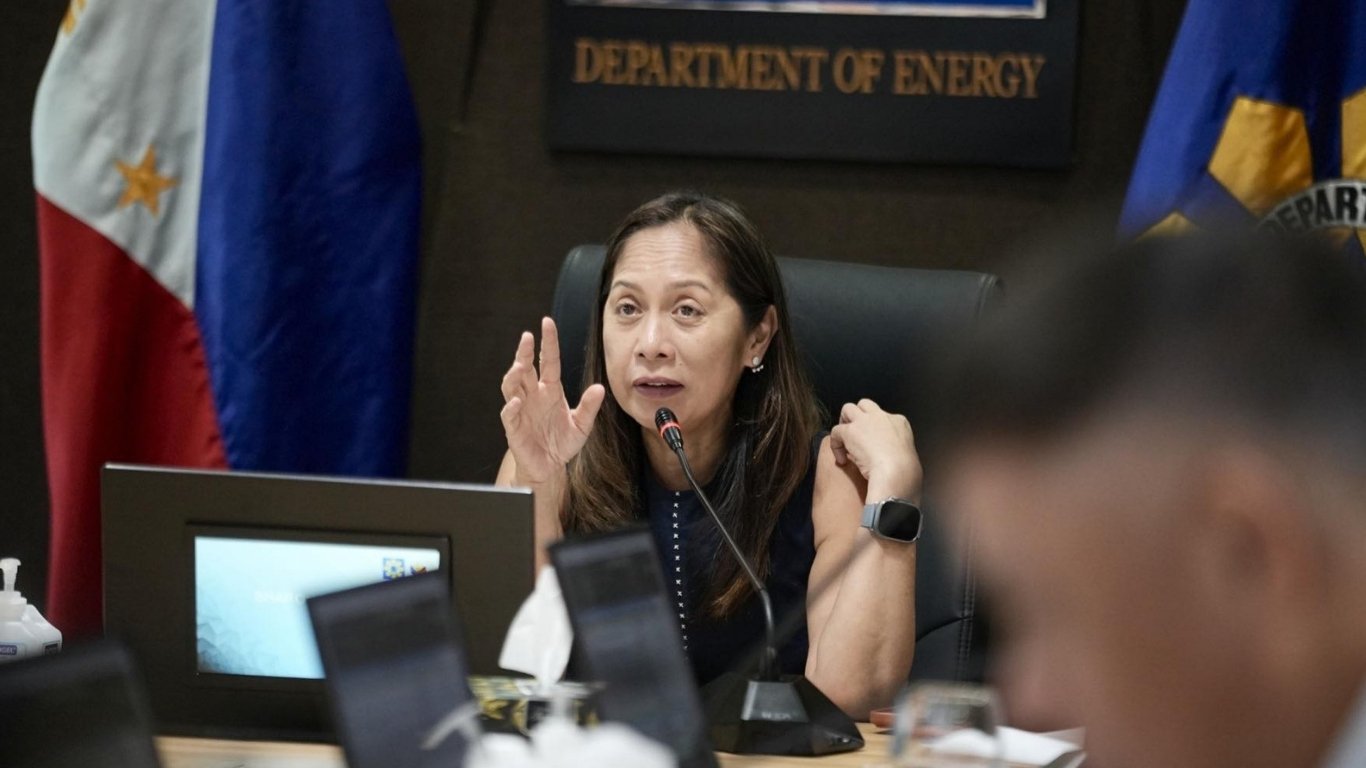 DoE outlines power projects boosting strained Visayas grid