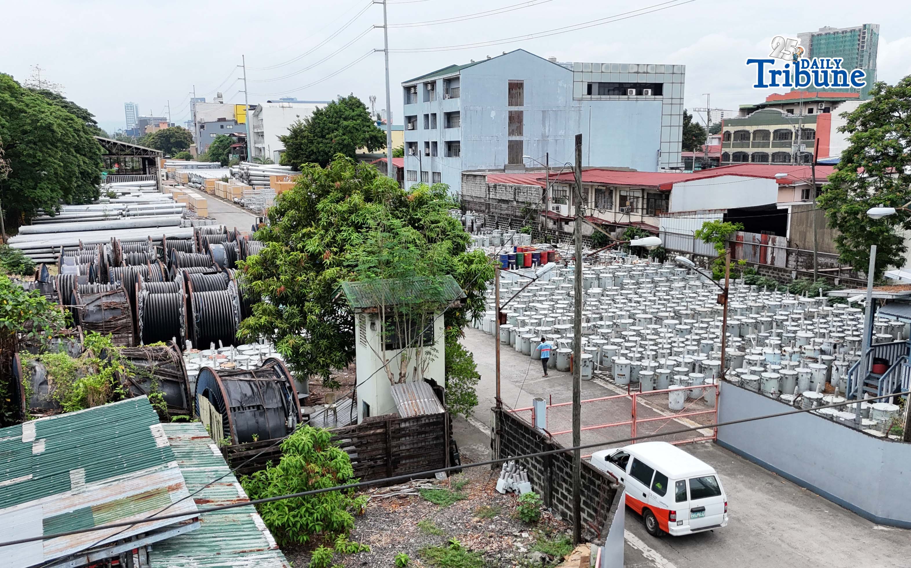 Electric transformer storage 