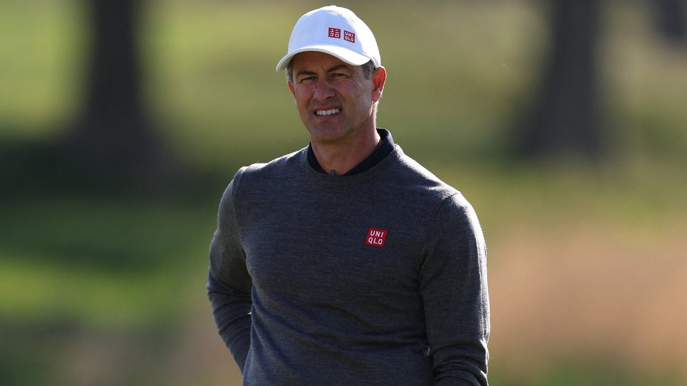 Scott vies in 100th straight major