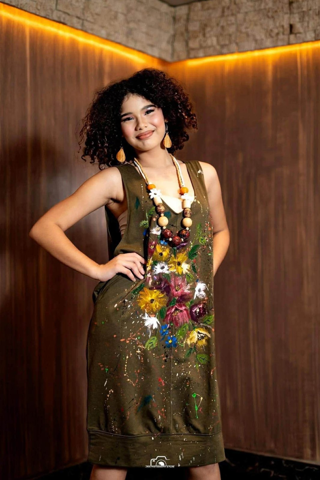 AISHA Margaret Van Hoek in Dexter Alazas.