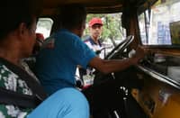 AS fuel prices continue to stabilize the past week, motorists continue to fill up their vehicle’s fuel tank at a station along Kalayaan Avenue in Quezon City on Tuesday.