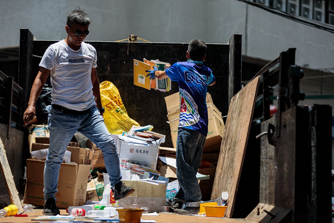 MMDA's 'Recyclables Mo, Palit Grocery Ko' goes to Binondo