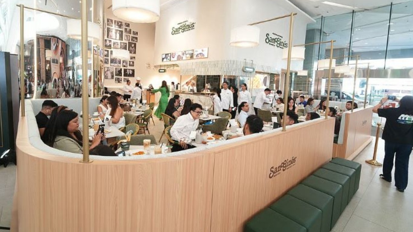 Madrid’s world-famous churros now in Manila
