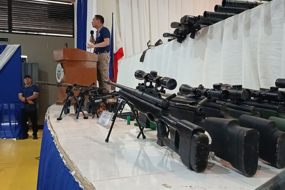 Lanao Sur towns surrender 108 loose firearms