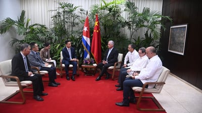Russia, China back Cuba